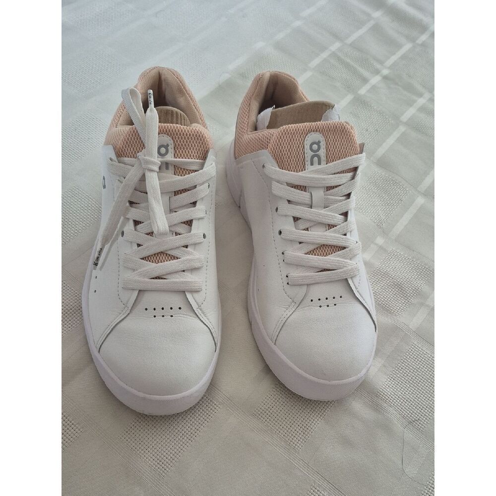 On Running Women’s The Rogers White & Peach Mesh-Accent Sneakers